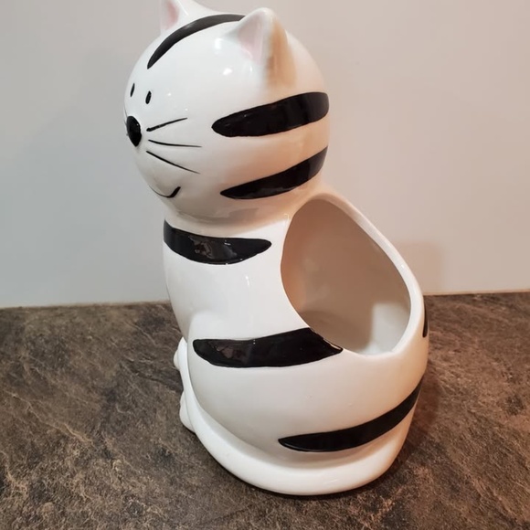 Ceramic kitty scrubbie holder 7.5” tall - Picture 5 of 5